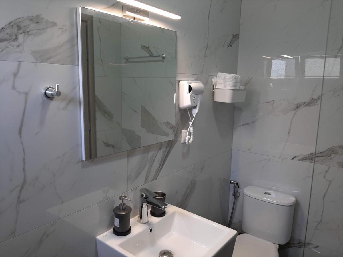 Meto Rooms Sarande Exterior photo