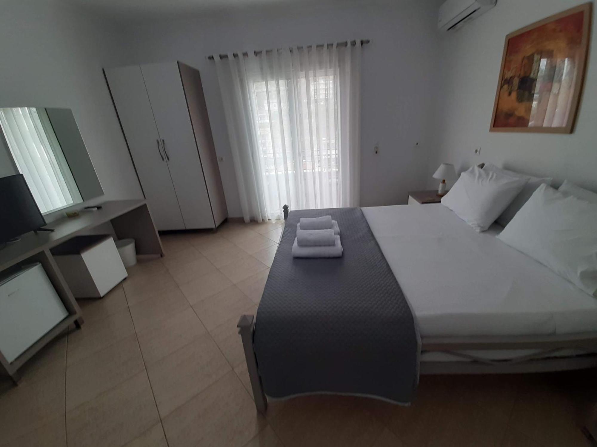 Meto Rooms Sarande Exterior photo