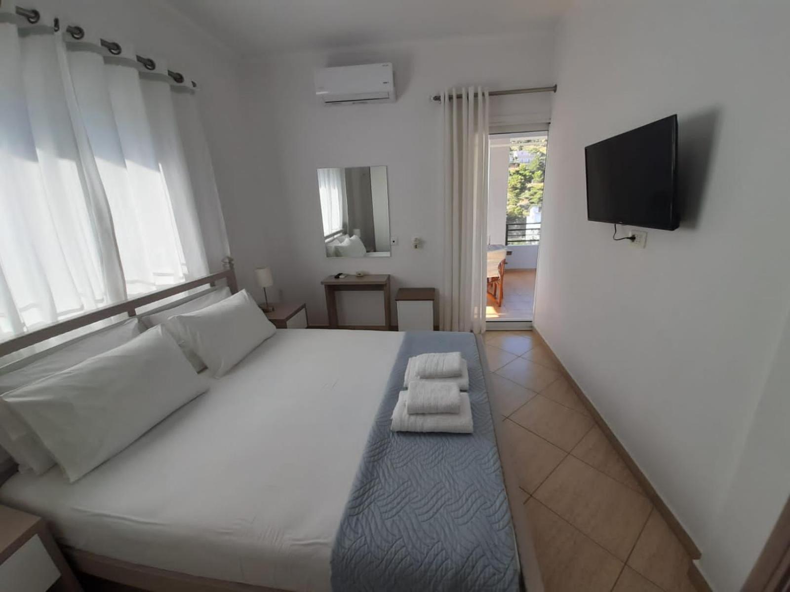 Meto Rooms Sarande Exterior photo